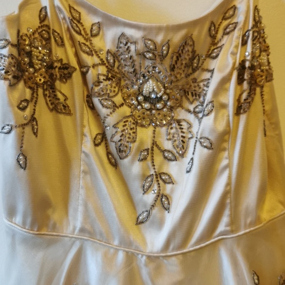 Wedding Bridesmaid Dress - Picture 2 of 4